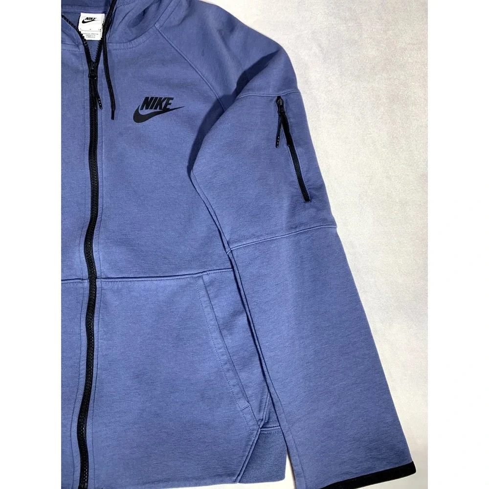 Nike sportswear full